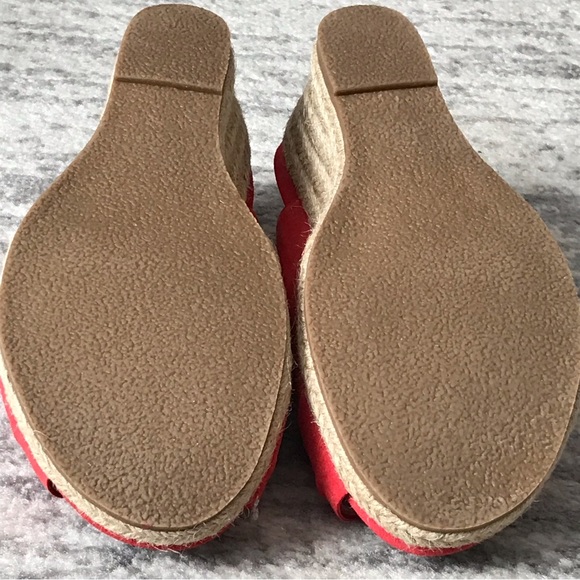 EARTH THARA BERMUDA SPICY RED BERMUDA SIZE 6 1/2. NEW WITHOUT TAGS - Picture 8 of 10